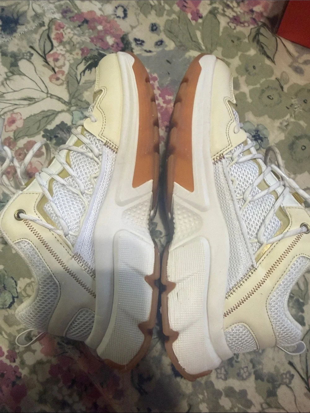 Charly Woman’s Survivor  Cream/White Athletic Sneakers